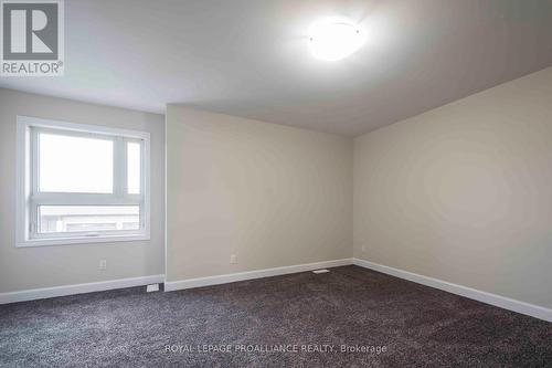 69 Ledgerock Court, Belleville, ON - Indoor Photo Showing Other Room