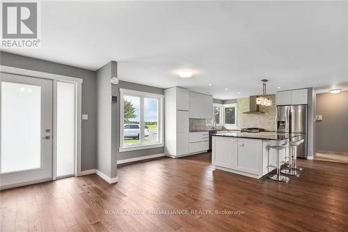 614 Froom Road, Edwardsburgh/Cardinal, ON - Indoor Photo Showing Kitchen With Upgraded Kitchen