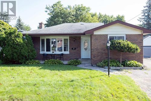 27 Glendale Road, Belleville, ON - Outdoor