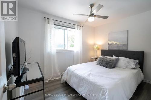 27 Glendale Road, Belleville, ON - Indoor Photo Showing Bedroom