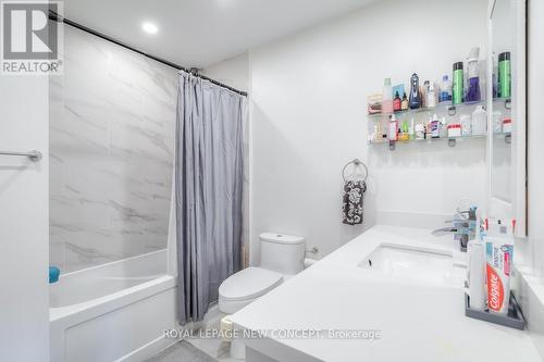 33 - 735 Sheppard Avenue E, Pickering, ON - Indoor Photo Showing Bathroom