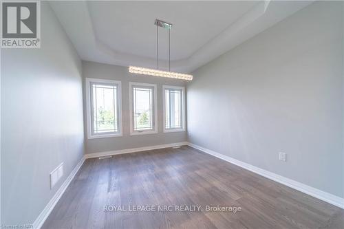 1 Alicia Crescent, Thorold, ON - Indoor Photo Showing Other Room