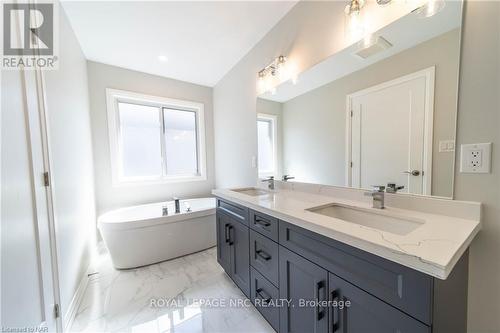 1 Alicia Crescent, Thorold, ON - Indoor Photo Showing Bathroom