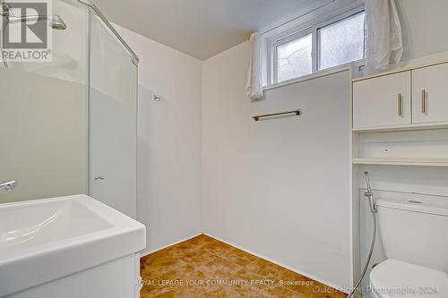 35 Aurora Heights Drive, Aurora, ON - Indoor Photo Showing Bathroom