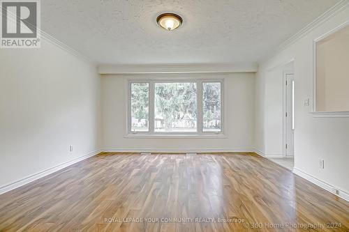 35 Aurora Heights Drive, Aurora, ON - Indoor Photo Showing Other Room