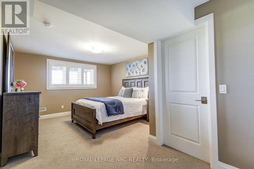 4 - 5622 Ironwood Street, Niagara Falls, ON - Indoor Photo Showing Bedroom