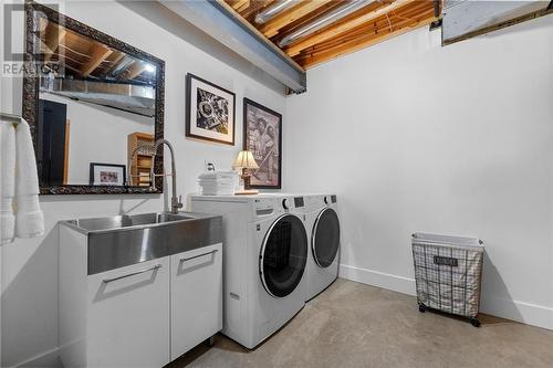 355 Josie Lane, Deep River, ON - Indoor Photo Showing Laundry Room