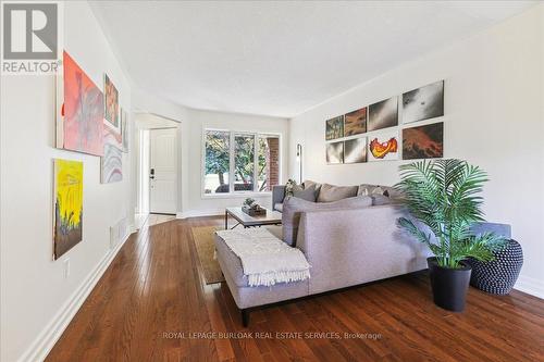 1286 Hammond Street, Burlington (Brant), ON - Indoor Photo Showing Living Room