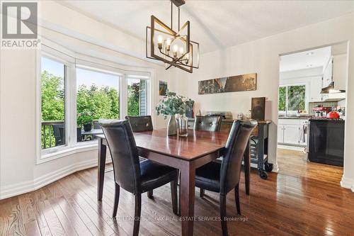 1286 Hammond Street, Burlington, ON - Indoor Photo Showing Dining Room