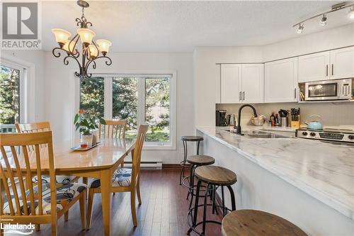 18 Ramblings Way Unit# 97, Collingwood, ON - Indoor Photo Showing Dining Room