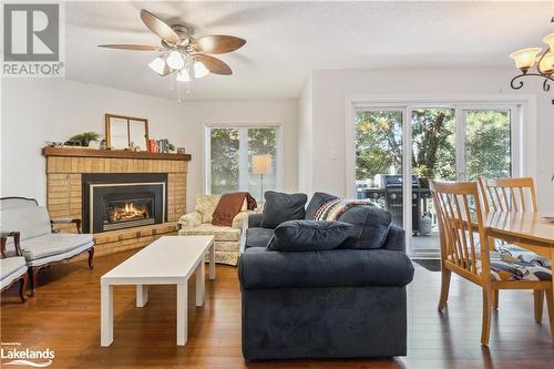 18 Ramblings Way Unit# 97, Collingwood, ON - Indoor Photo Showing Living Room With Fireplace