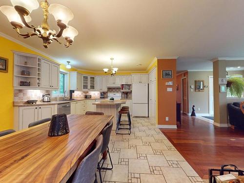 Dining room - 35 Ch. Des Bouleaux, Sainte-Anne-Des-Lacs, QC - Indoor