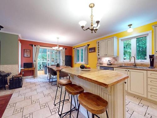 Kitchen - 35 Ch. Des Bouleaux, Sainte-Anne-Des-Lacs, QC - Indoor Photo Showing Other Room