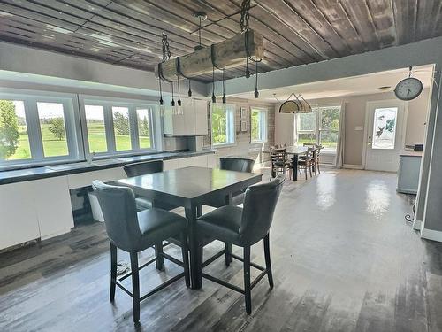 Overall view - 355 Ch. De La Gap, Notre-Dame-Du-Nord, QC - Indoor Photo Showing Dining Room