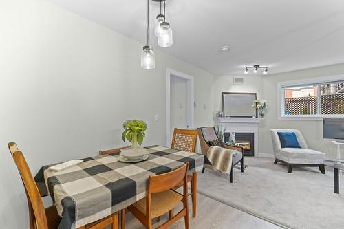 105-160 5 Avenue, Salmon Arm, BC - Indoor Photo Showing Dining Room