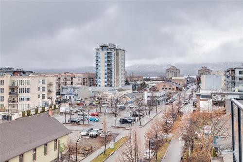 614-604 Cawston Avenue, Kelowna, BC - Outdoor With View