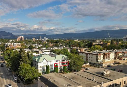 203-575 Doyle Avenue, Kelowna, BC - Outdoor With View