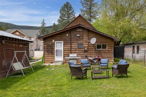 5836 33 Highway, Beaverdell, BC - Outdoor