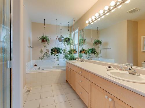 3645 Walnut Glen Drive, West Kelowna, BC - Indoor Photo Showing Bathroom