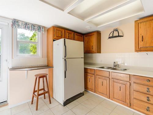 3645 Walnut Glen Drive, West Kelowna, BC - Indoor Photo Showing Kitchen With Double Sink