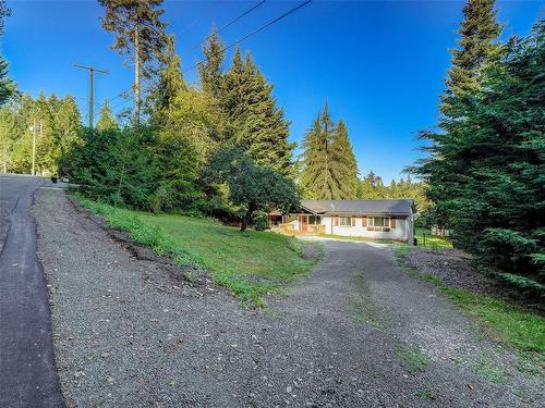 911 Deloume Rd, Mill Bay, BC 