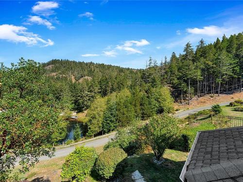 661 Seedtree Rd, Sooke, BC 