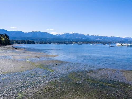 180 Crome Point Rd, Bowser, BC 