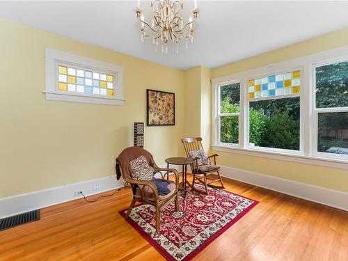 2808 Graham St, Victoria, BC - Indoor