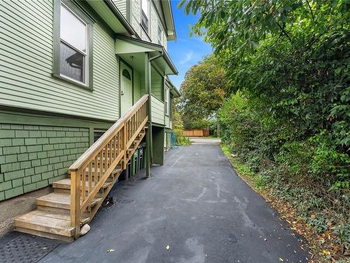 2808 Graham St, Victoria, BC - Outdoor