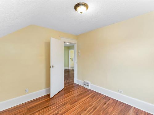 2808 Graham St, Victoria, BC - Indoor Photo Showing Other Room