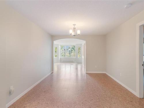 304-5660 Edgewater Lane, Nanaimo, BC - Indoor Photo Showing Other Room