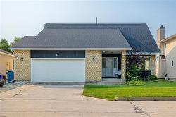 81 Lindenwood DR  Winnipeg, MB R3P 1M8