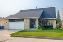 81 Lindenwood Dr, Winnipeg, MB 