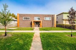 3-552 De La Morenie ST  Winnipeg, MB R2H 2Z5