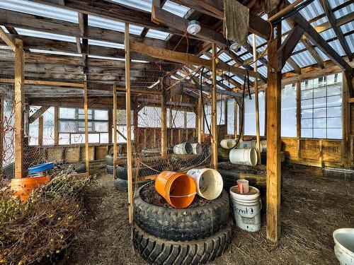 10325 Finlay Road, Kamloops, BC - Indoor Photo Showing Other Room