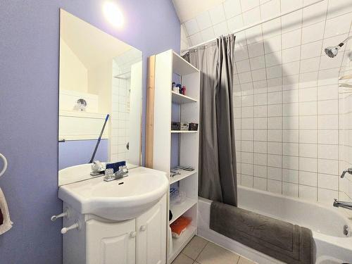 Salle de bains - 600 Rue Du Village, Shawinigan, QC - Indoor Photo Showing Bathroom