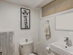 Powder room - 