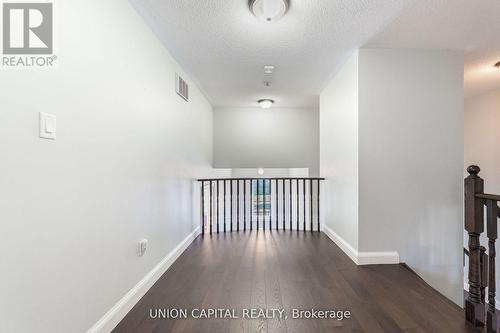 301 King Street E, East Gwillimbury, ON - Indoor Photo Showing Other Room