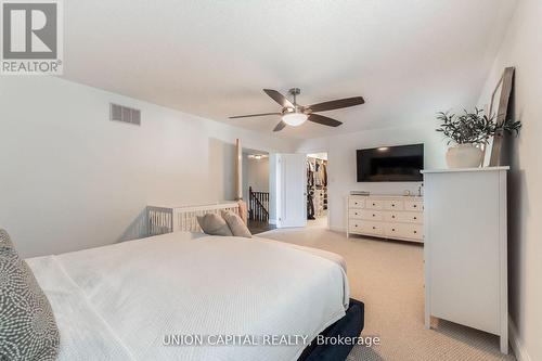 301 King Street E, East Gwillimbury, ON - Indoor Photo Showing Bedroom