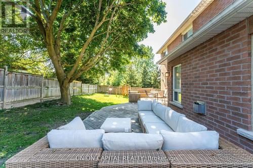 301 King Street E, East Gwillimbury, ON - Outdoor With Exterior