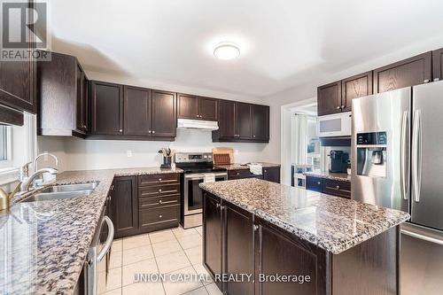 301 King Street E, East Gwillimbury, ON - Indoor Photo Showing Kitchen With Double Sink