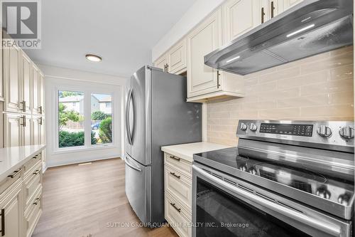 1144 Jamesway Boulevard, Oakville, ON - Indoor Photo Showing Kitchen