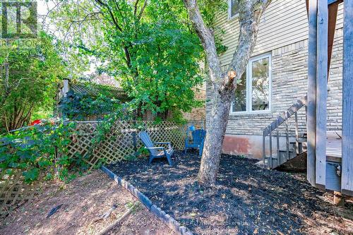 1144 Jamesway Boulevard, Oakville, ON - Outdoor