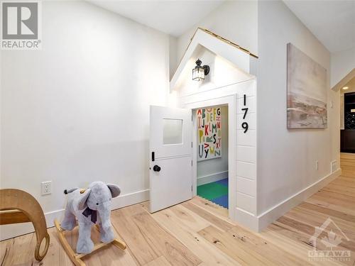 Bonus play house! - 179 Lamprey Street, Ottawa, ON - Indoor Photo Showing Other Room