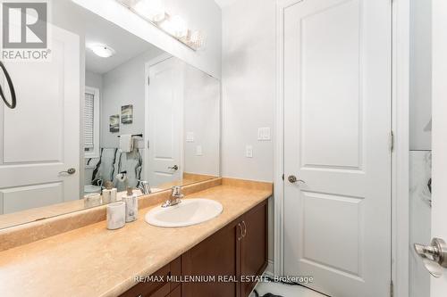 27 Agincourt Circle, Brampton, ON - Indoor Photo Showing Bathroom