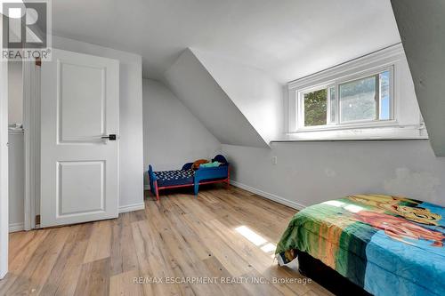 171 Balmoral Avenue N, Hamilton (Crown Point), ON - Indoor Photo Showing Bedroom