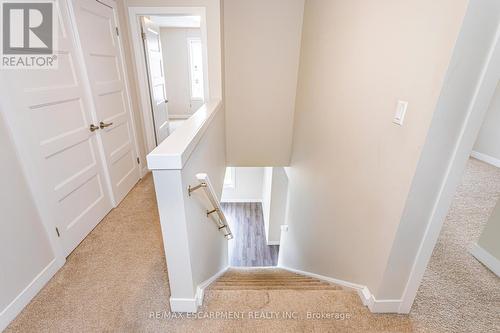 941 Manhattan Way, London, ON - Indoor Photo Showing Other Room