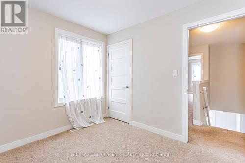 941 Manhattan Way, London, ON - Indoor Photo Showing Other Room