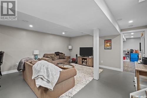 543 25Th Street W, Prince Albert, SK - Indoor Photo Showing Basement