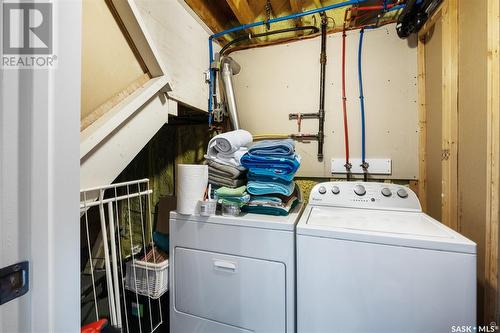 543 25Th Street W, Prince Albert, SK - Indoor Photo Showing Laundry Room